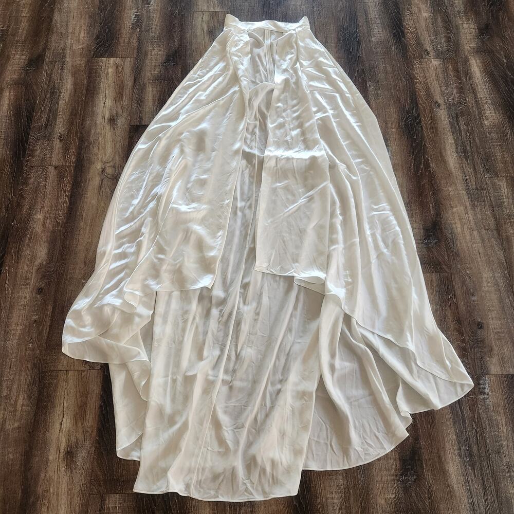 Retrofete White Train for Evalina Dress Size Large *Train Only* Bridal Bride - Picture 2 of 12